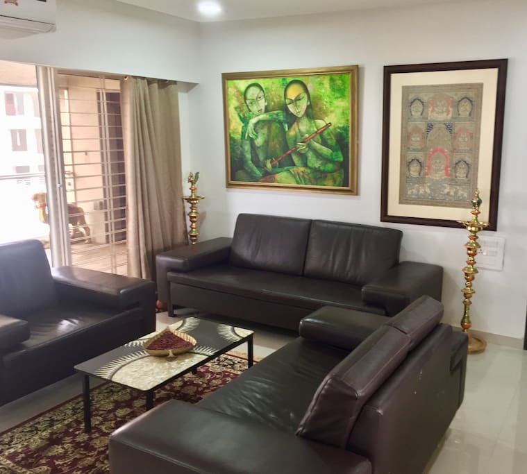 Living area floor 11