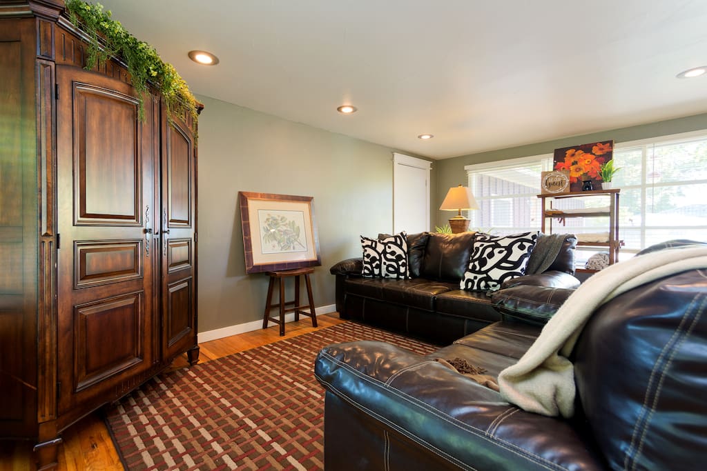 Living room.