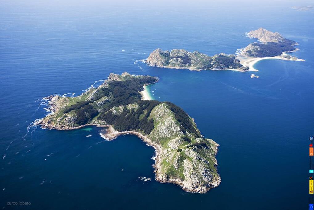 Puerto deportivo a 150m, todos los días barco directo a Illas Cies