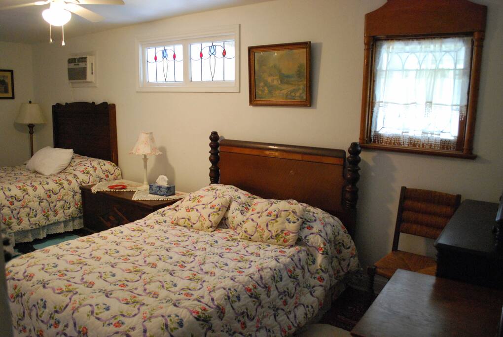Room 1 with private bathroom