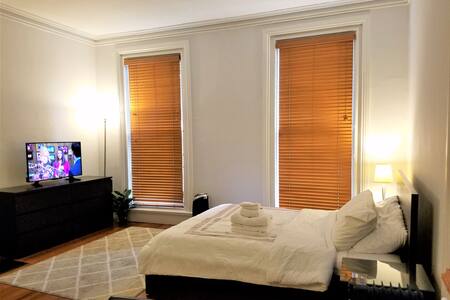 Comfy Studio near JHU. HBO/Netflix.