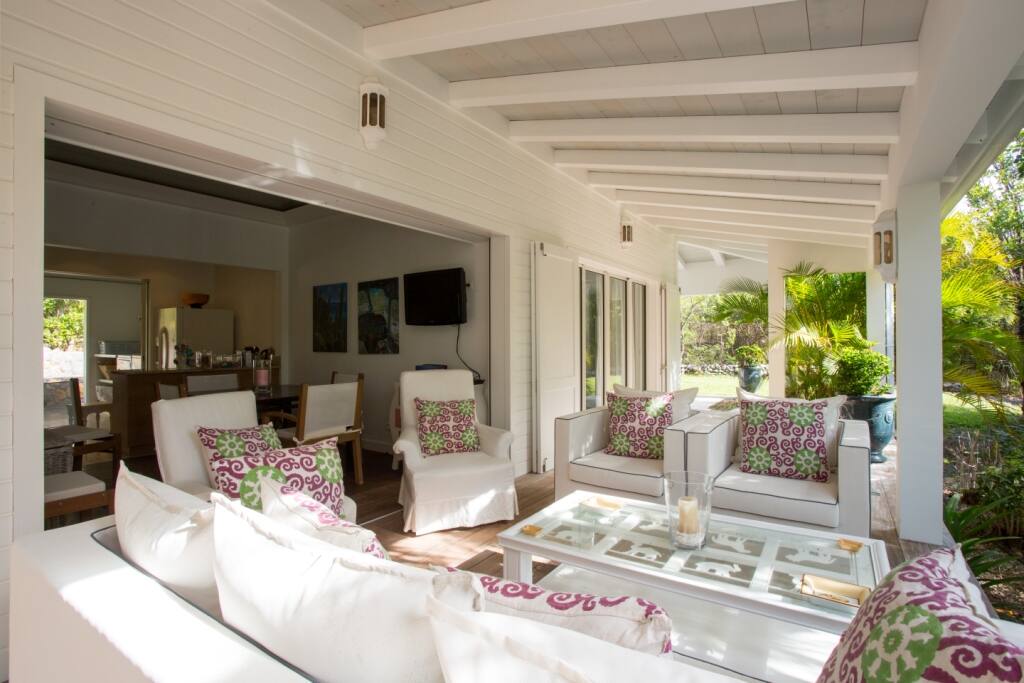 SITTING AREA (COTTAGE)