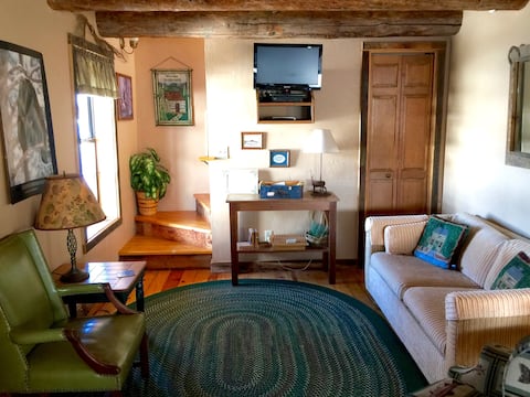 Top Airbnb: LbarZ Cabin in Pagosa Springs