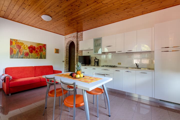 Villa Mariarosa. Apartment With Terrace N.1 - Limone Sul Garda