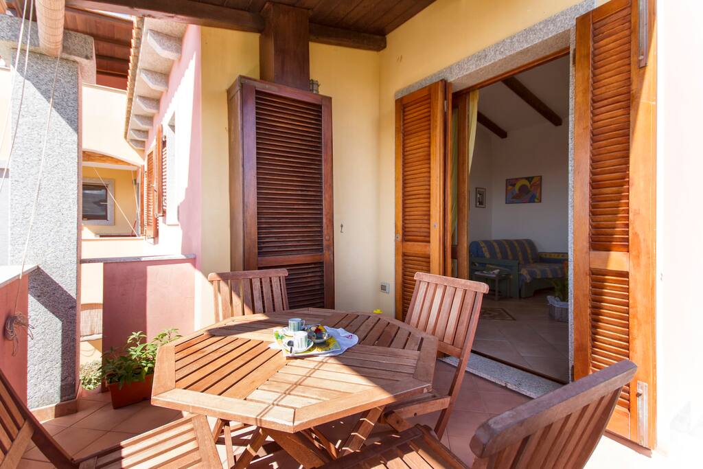 Terrazzino con vista mare