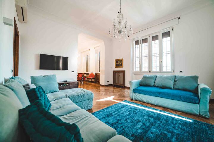 Domus Trastevere 900