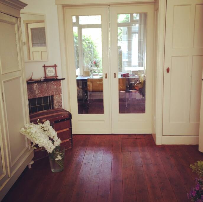 Living room and dining room en suite