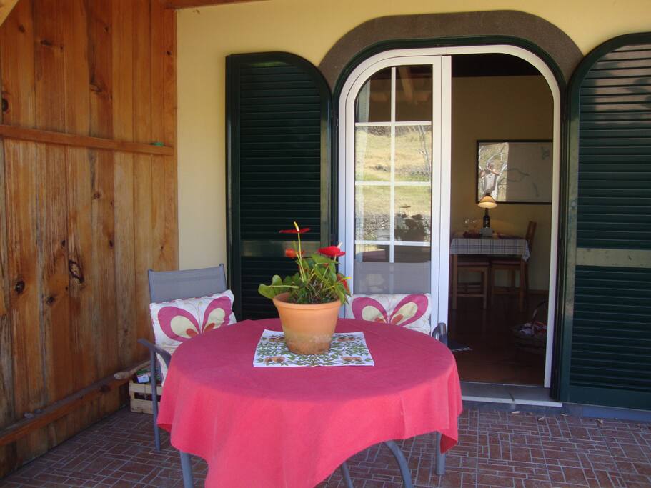 Terrace of the cottage VERDELHO