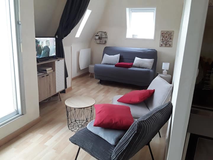 您可以在休息区观看电视和享用小开胃酒。 