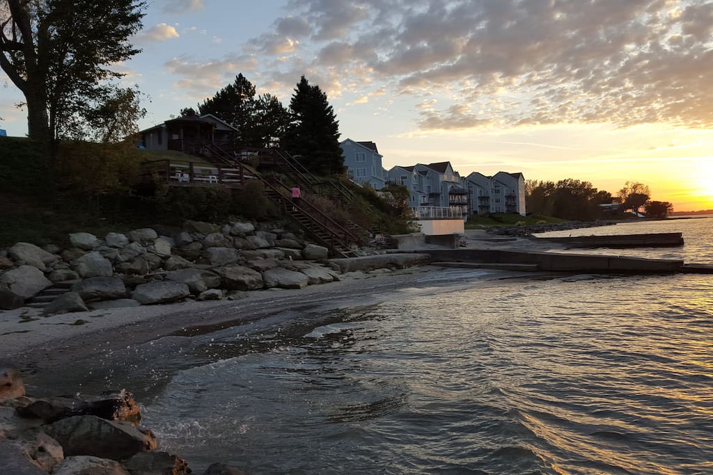 Plaz Vilka Beach on Lake Erie
