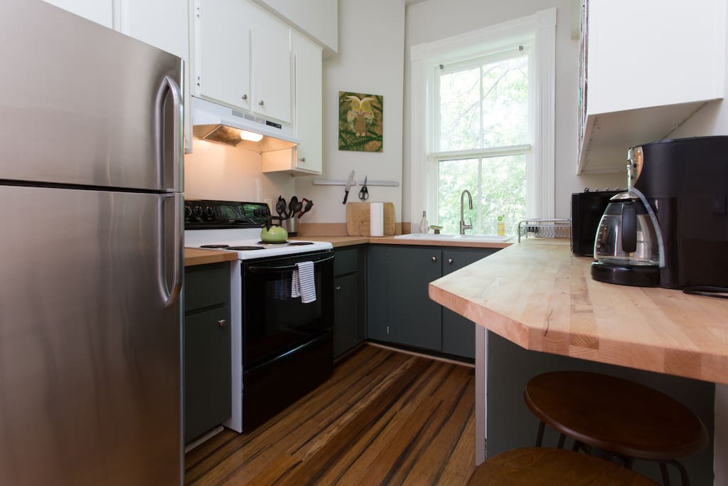 Full-service Kitchen, including all major appliances, dishware, etc.