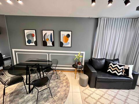 Modern apartment with en-suite in the center