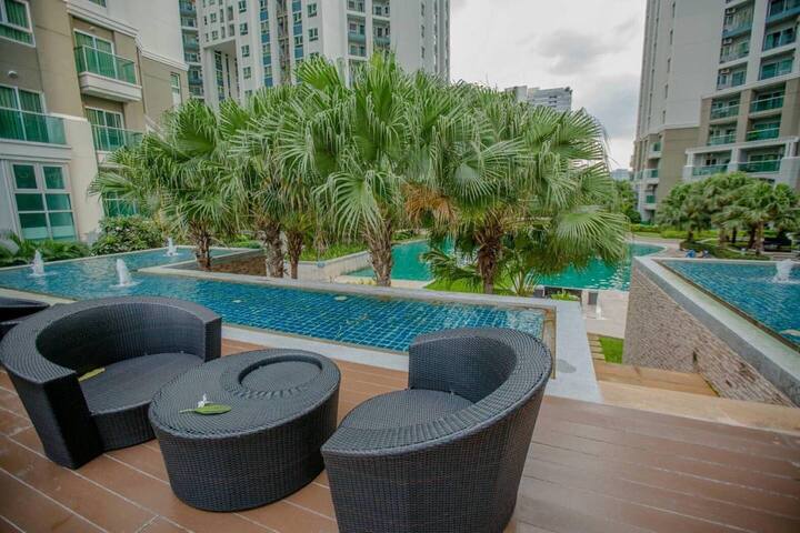 Luxury Duplex3BR3Bath/200m.toMRT/34F/Joddfair/Mall gallery image 3