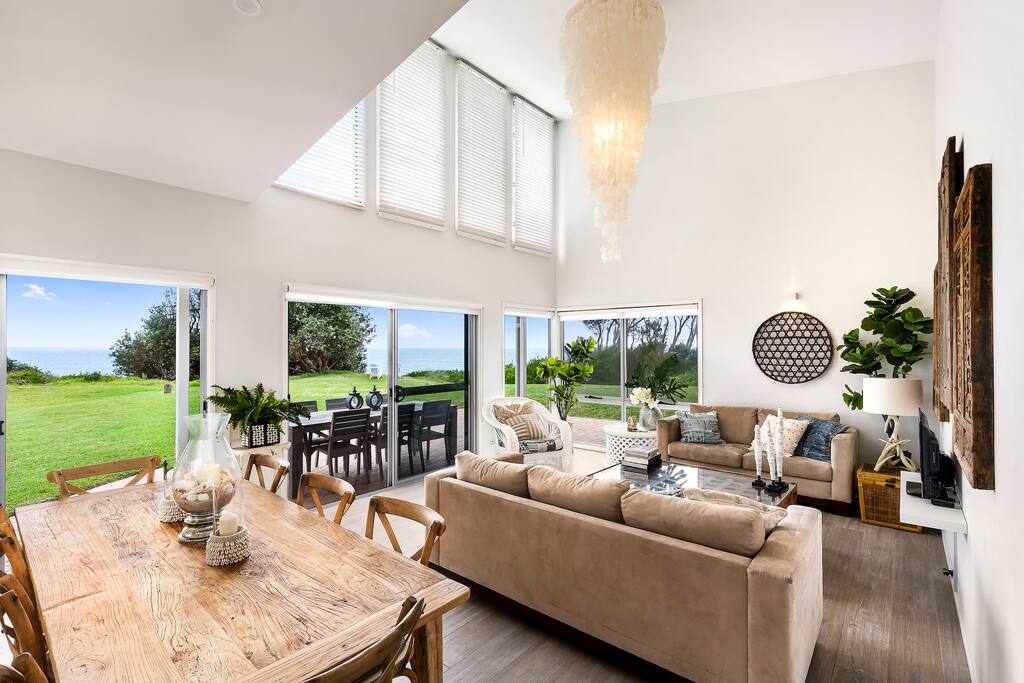 Lounge with gorgeous ocean views
