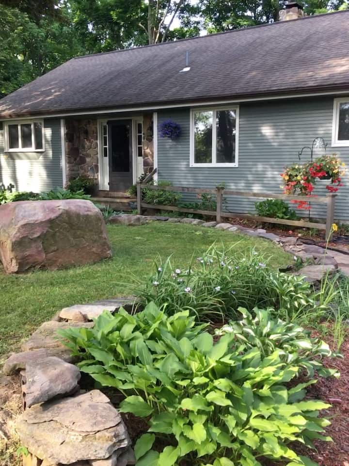 Ludlow Vacation Rentals & Homes Massachusetts, United States Airbnb