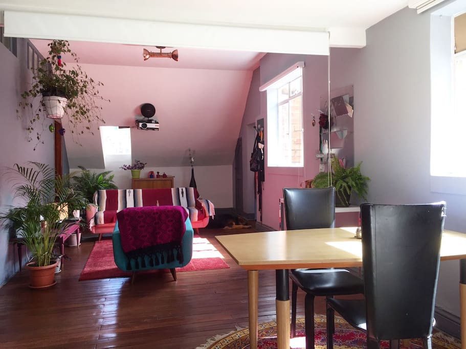 Sala de estar y comedor