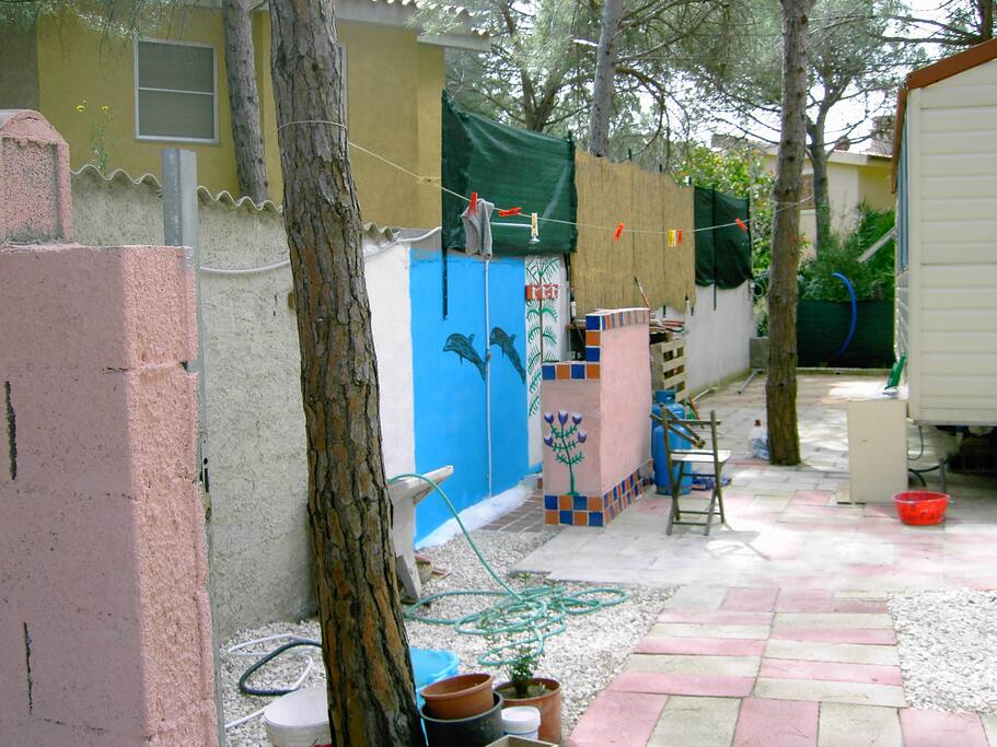 cortile doccia..