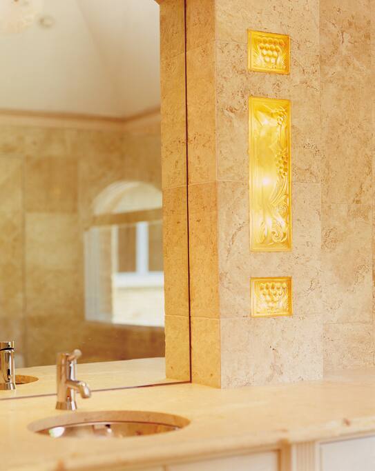 One of the 9 Bathrooms