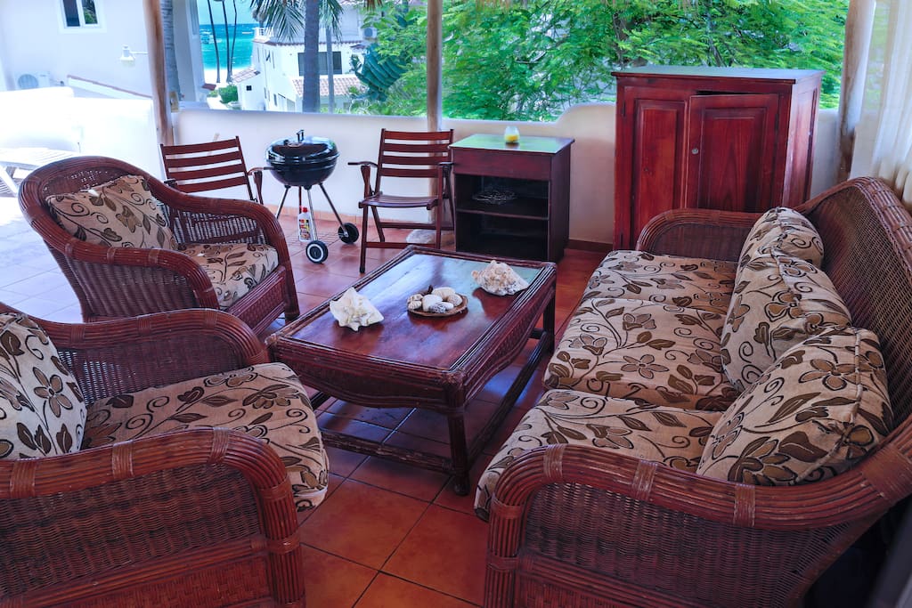 Roof top terrace with ocean view and relax area