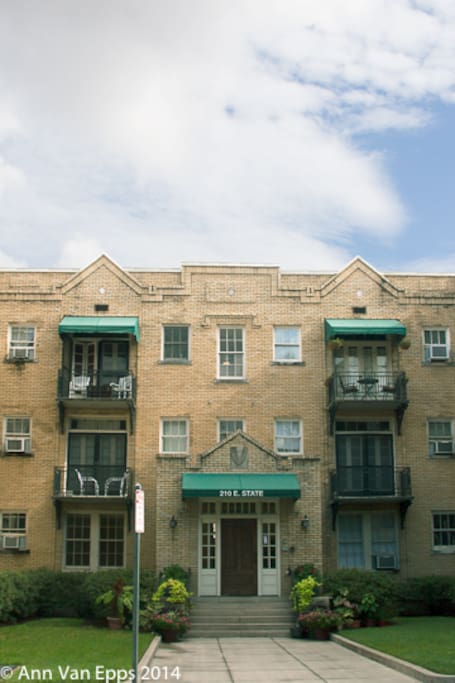 The Graham Apartments circa 1922