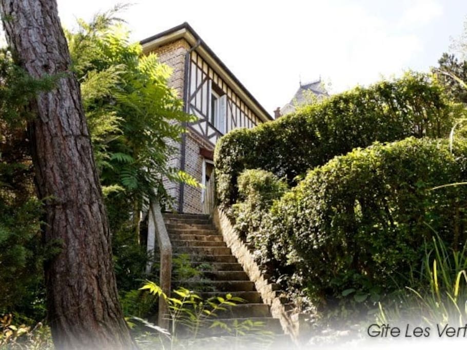La Villa Vert Bois : l'entrée