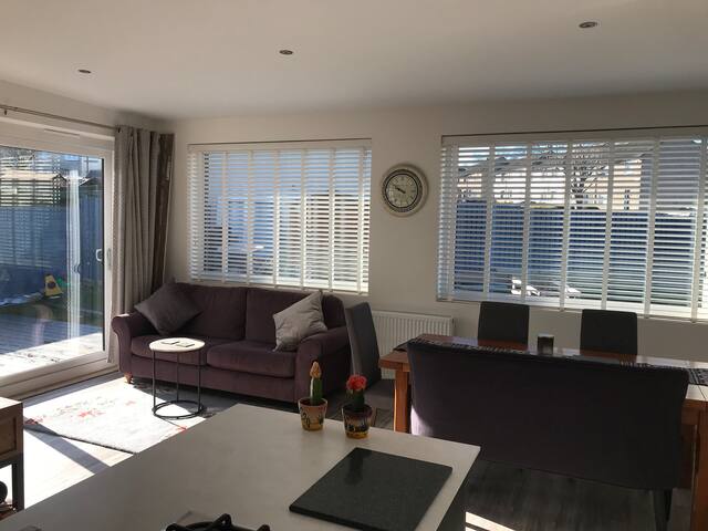 Modern clean full house near beach with parking