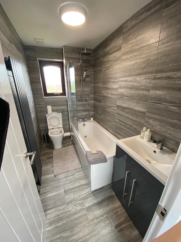 Top 7 Airbnb Vacation Rentals In Cramlington, UK Trip101