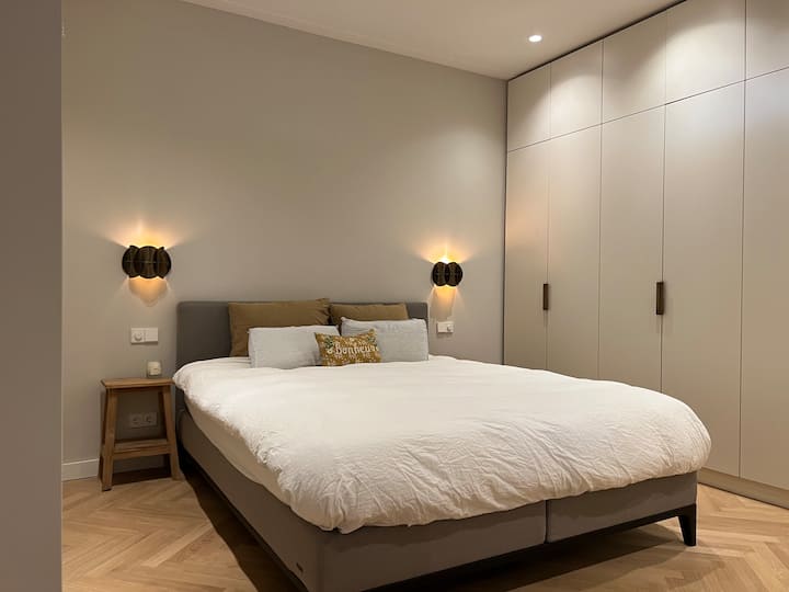 საძინებელი 1