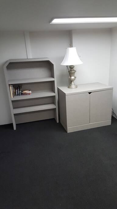 2nd Bedroom with queen