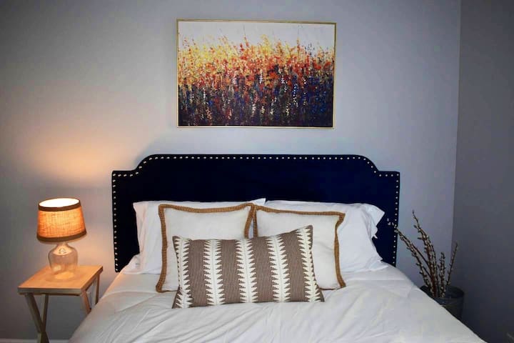 two miles from downtown Nashville comfy bedroom #1