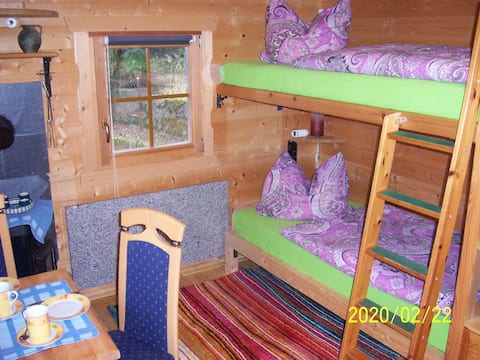 Top performing Airbnb: Quiet wooden tiny house in upper Radebeul in Meißen