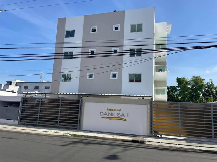 Lovely 3Bedroom apt just off España Condominiums for Rent in Santo