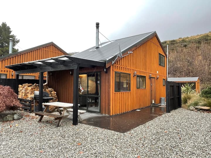 Cardrona Alpine Chalet Two - Creekside - Cardrona Alpine Resort