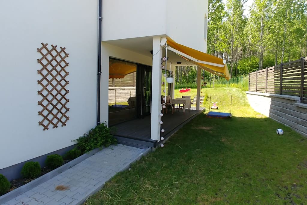 Nice porch next to dining room