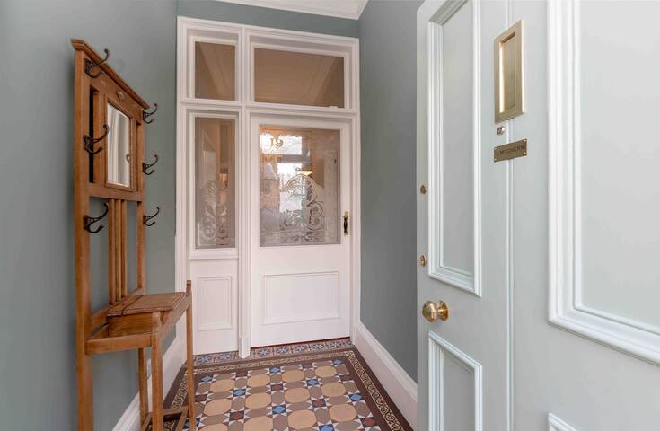 Cosy number 19 with private parking for three cars gallery image 2