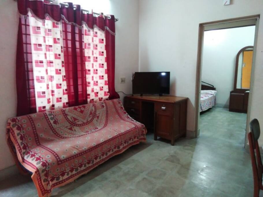 hall with tv sofa table