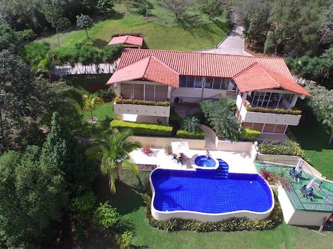 Top performing Airbnb: The best view of Loma Hermosa. in San Jerónimo