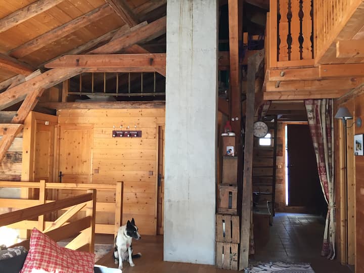 ზემოთ მდებარე საძინებლები