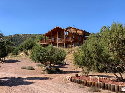 New Cabin next to Royal Gorge & Nt’l Forest