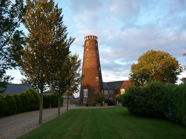 7 storey Grade II Listed Windmill
