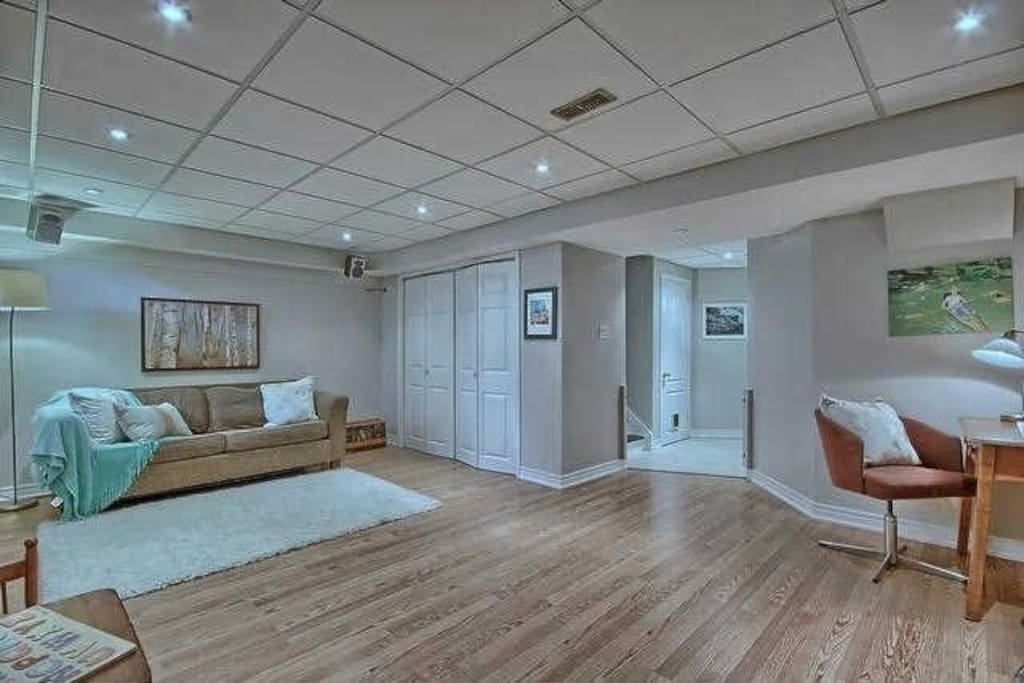 Room For Rent Stouffville Room For Rent Stouffville