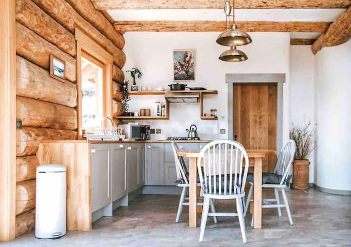 Wild Nurture Eco Luxury Log Cabin - Cabins for Rent in Fort William, Scotland, United Kingdom - Airbnb