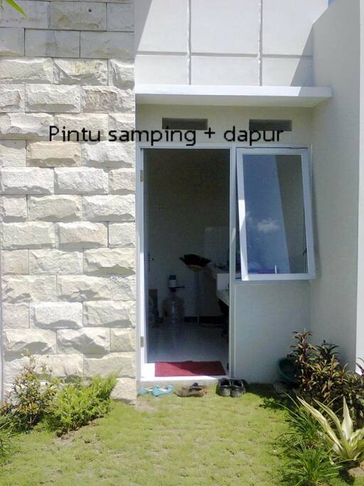 Samping depan