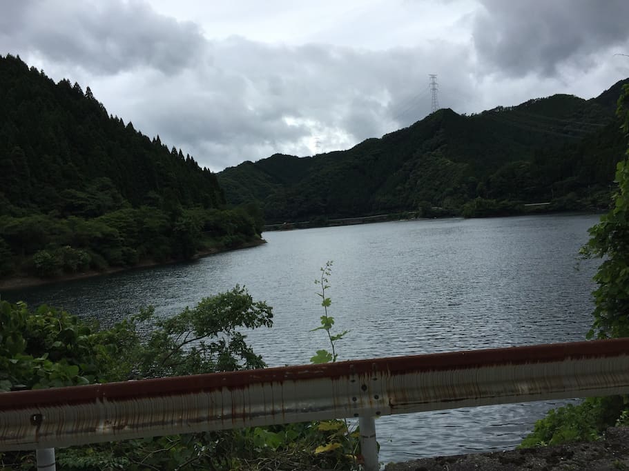 銀山湖 the lake ginzan