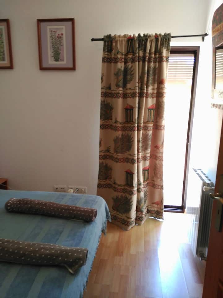 Spavaća soba 1