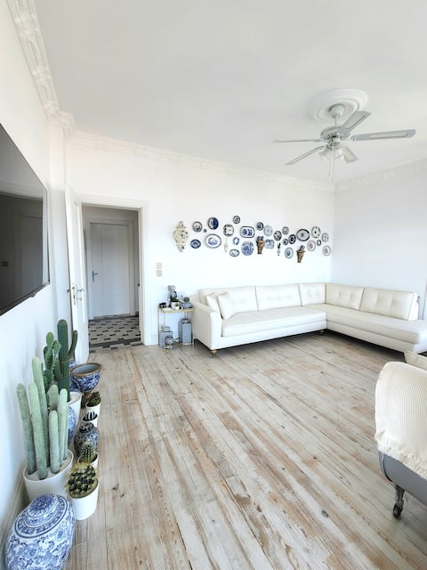 Perfect getaway seaside Burgazada