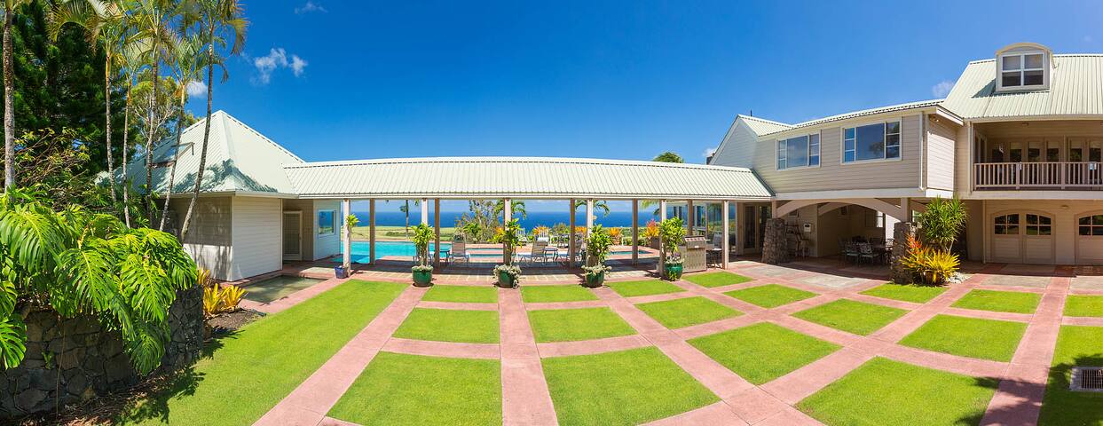 Pool, hot-tub, huge ocean view gallery image 4