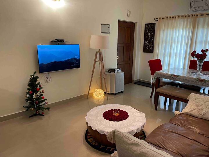 Living room image 3