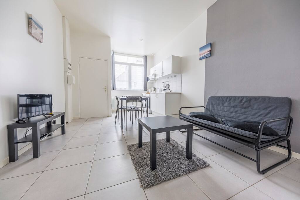 coin TV avec Canapé convertible pour 2 personnes
