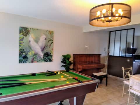 Top performing Airbnb: Beautiful 90 m². Sea 70 m away. Terrace, Garden, Billiards in Saint Aubin Sur Mer